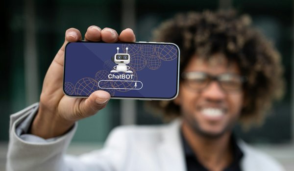 Découvrez comment optimiser votre service avec un chatbot